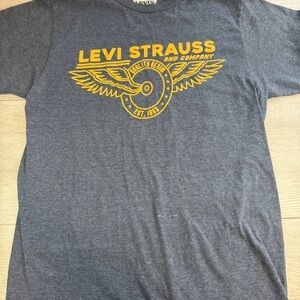 Levi's Charcoal Tee with Vibrant Yellow Graphic